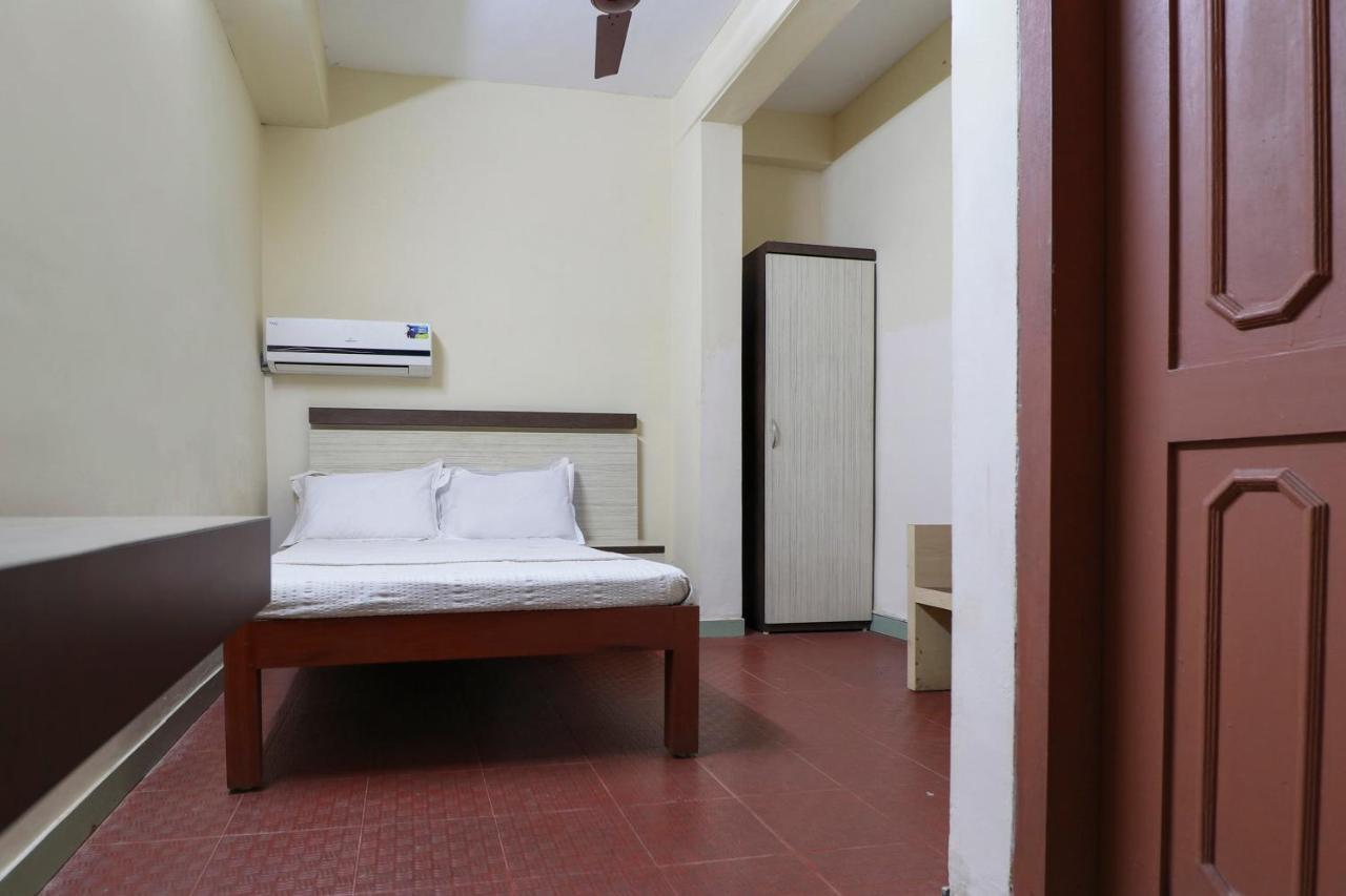 Spot On 60610 Malabar Tourist Home Kannur Extérieur photo