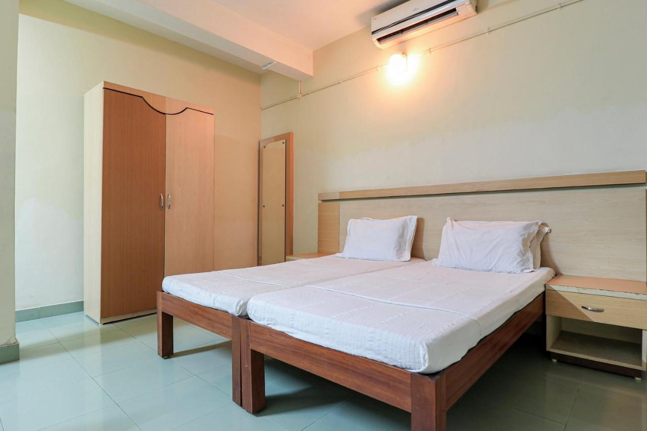 Spot On 60610 Malabar Tourist Home Kannur Extérieur photo