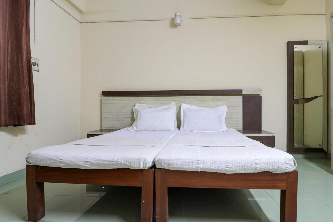Spot On 60610 Malabar Tourist Home Kannur Extérieur photo
