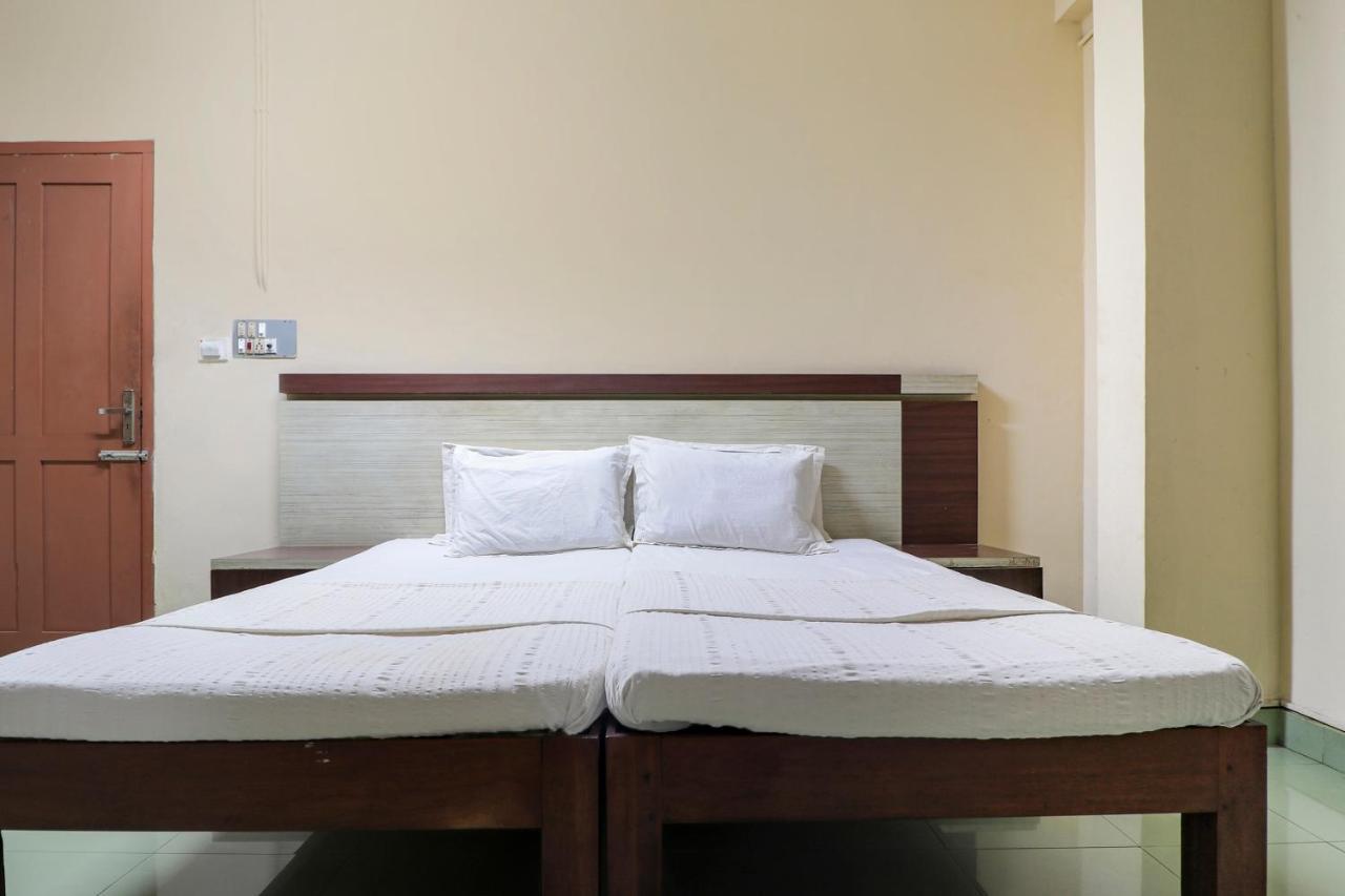 Spot On 60610 Malabar Tourist Home Kannur Extérieur photo